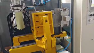 Efficient Milk Bottle Blow Molding Machine 
